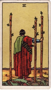 Тройка Жезлов - карта Таро